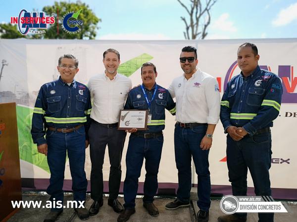 ¡La alianza CEMEX-AIS es más fuerte que el concreto! 