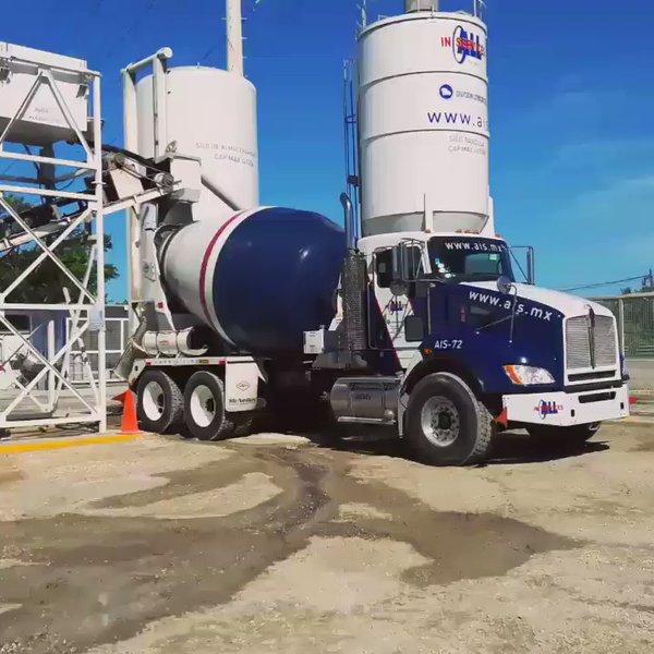 Hydraulic Concrete Mixer Truck